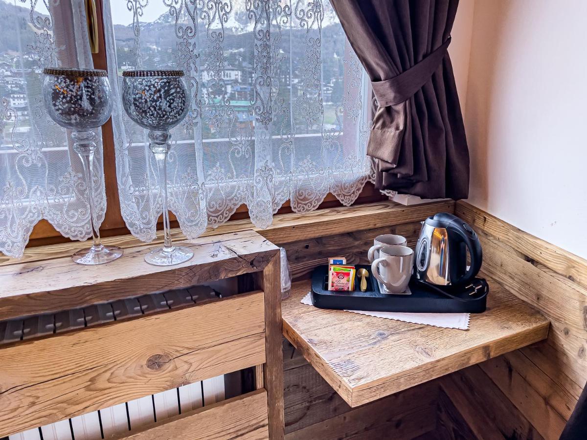 Hotel Da Beppe Sello Cortina dʼAmpezzo Eksteriør bilde