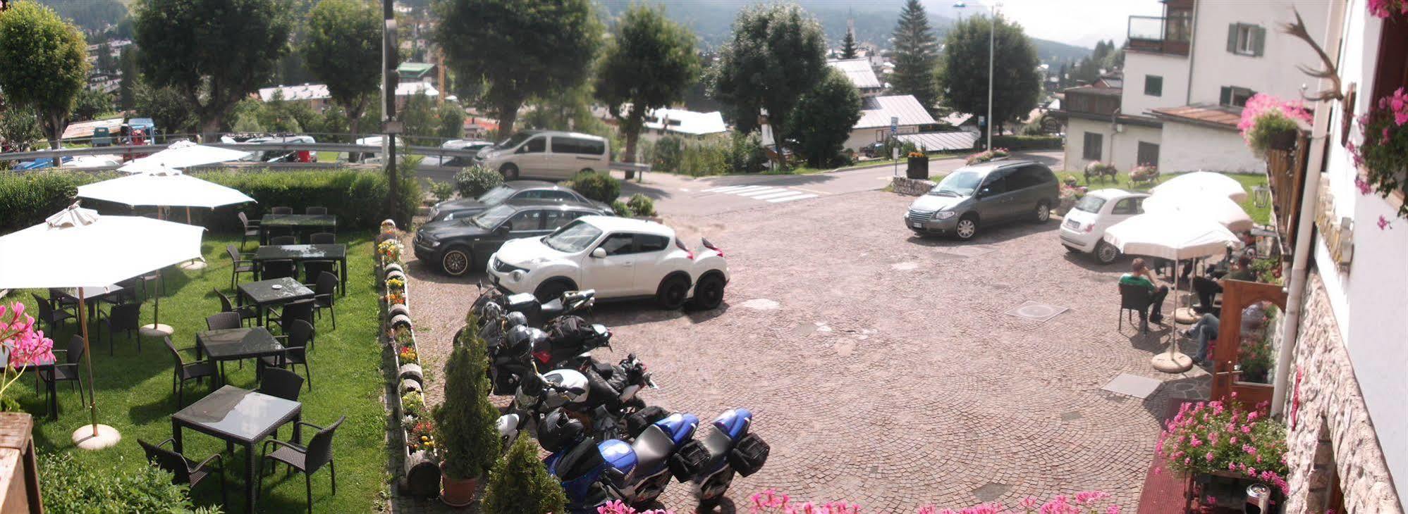 Hotel Da Beppe Sello Cortina dʼAmpezzo Eksteriør bilde